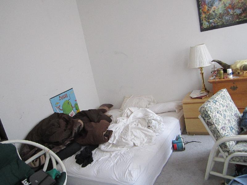3 bed, 1 bath apartment for rent at 27 Haskell St Unit 3, Allston — photo 5 of 7