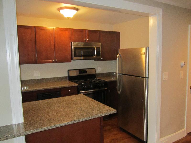 1 bed, 1 bath apartment for rent at 27 Fayette St Unit 2, Back Bay — photo 5 of 16