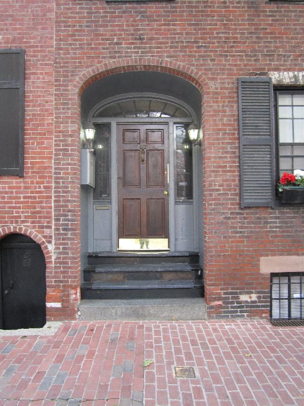 1 bed, 1 bath apartment for rent at 27 Fayette St Unit 2, Back Bay — photo 2 of 16