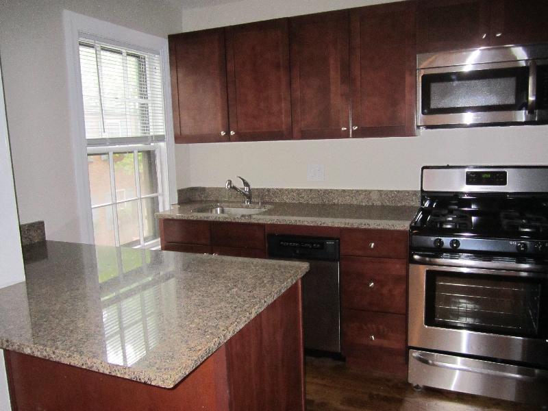 1 bed, 1 bath apartment for rent at 27 Fayette St Unit 2, Back Bay — photo 3 of 16