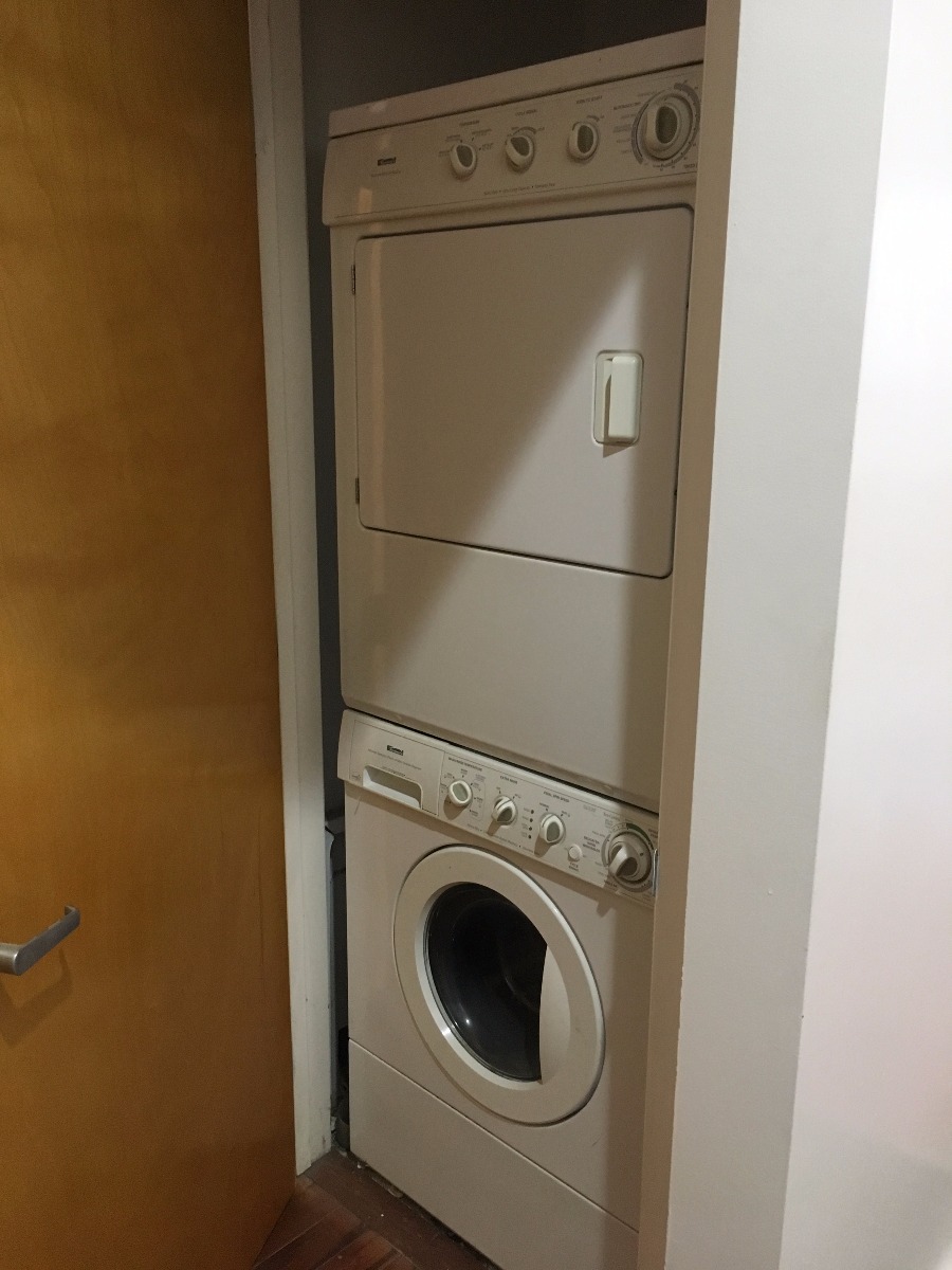 100 Pearl St, Chelsea