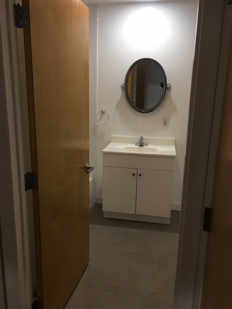 100 Pearl St, Chelsea