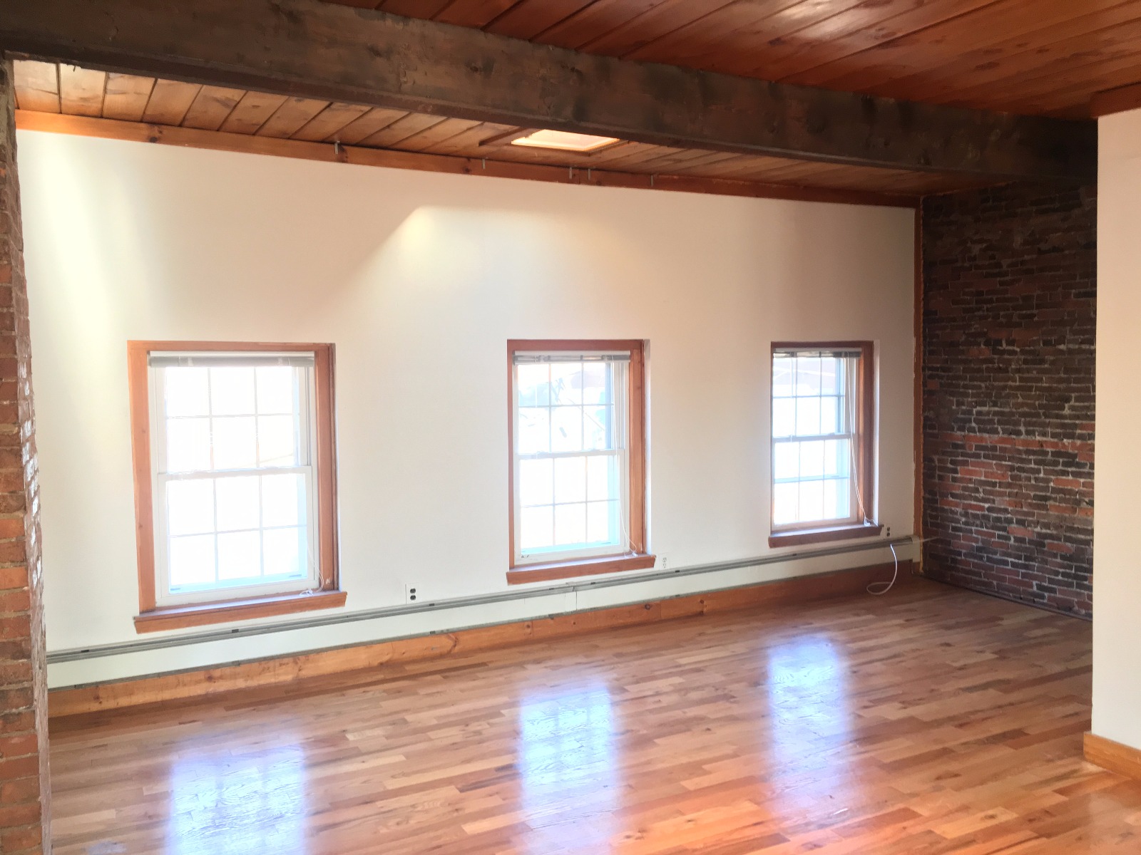 Photos of apartment on Broadway St.,Chelsea MA 02150