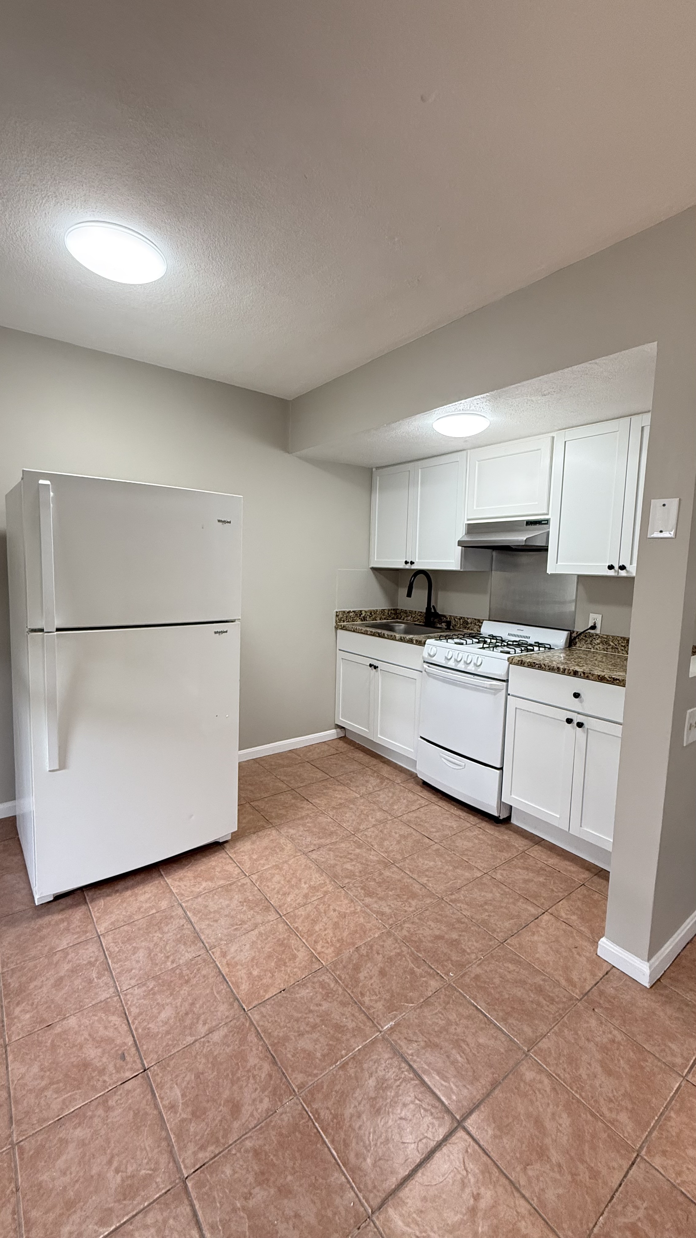 Photos of apartment on Heard St.,Chelsea MA 02150