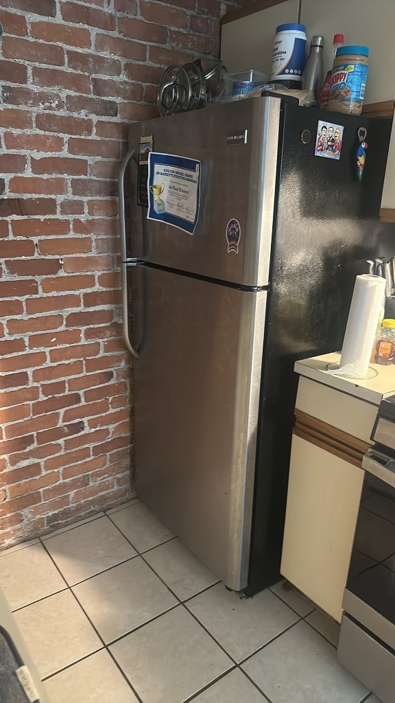 Photos of apartment on Murdock St.,Boston MA 02135