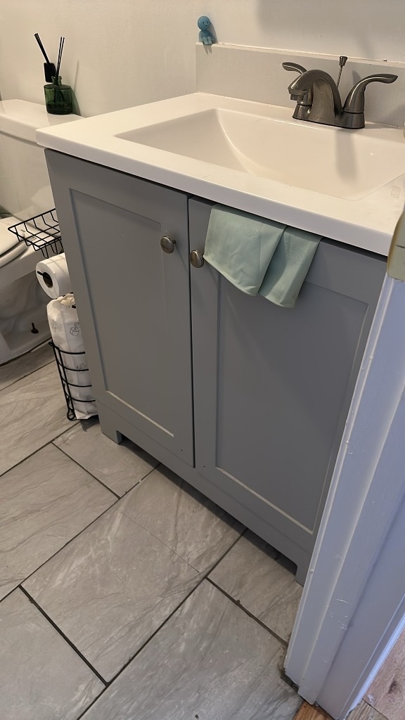 Photos of apartment on Mansfield St.,Boston MA 02134