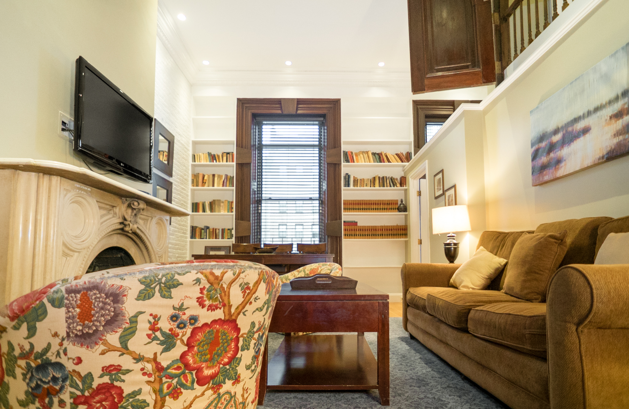 Photos of apartment on Beacon St.,Boston MA 02116