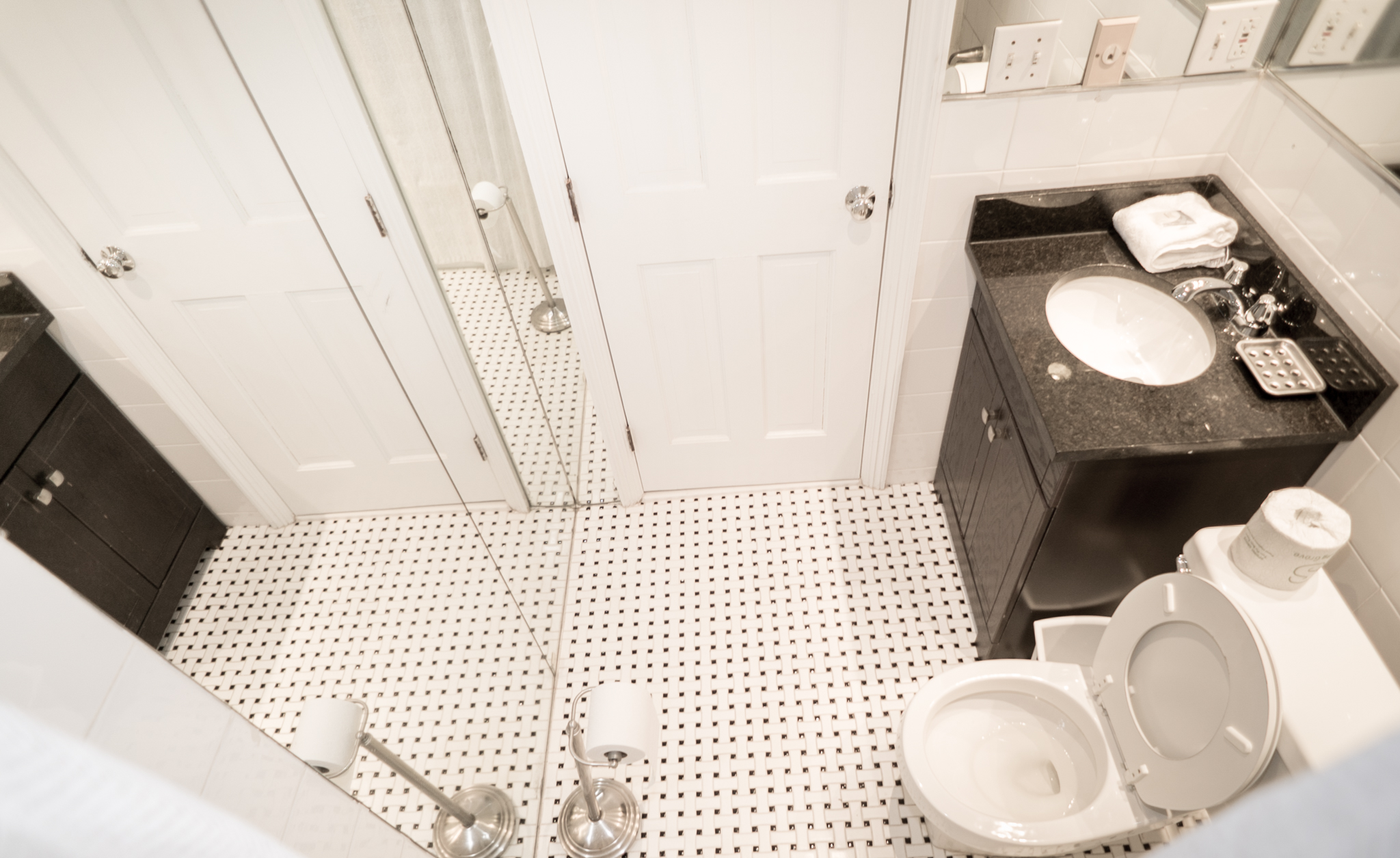 Photos of apartment on Beacon St.,Boston MA 02116