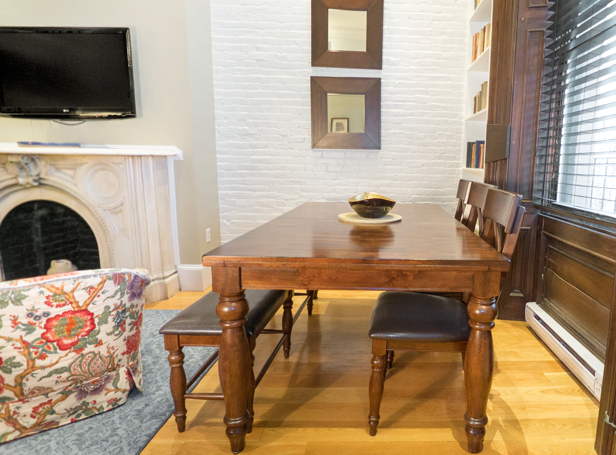 Photos of apartment on Beacon St.,Boston MA 02116