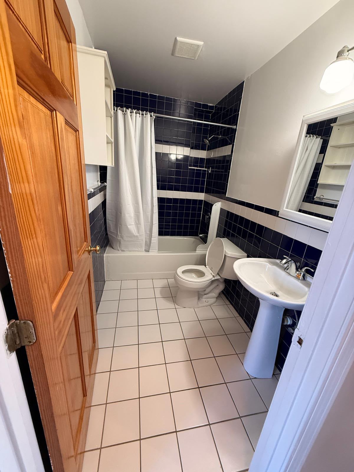 Photos of apartment on Williams St.,Chelsea MA 02150