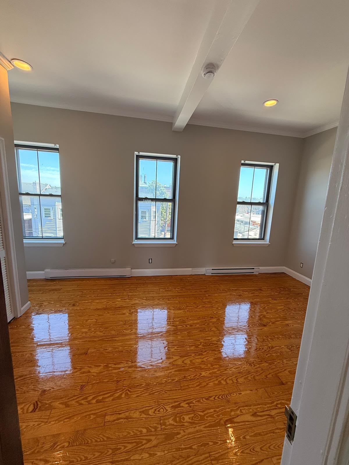 Photos of apartment on Williams St.,Chelsea MA 02150