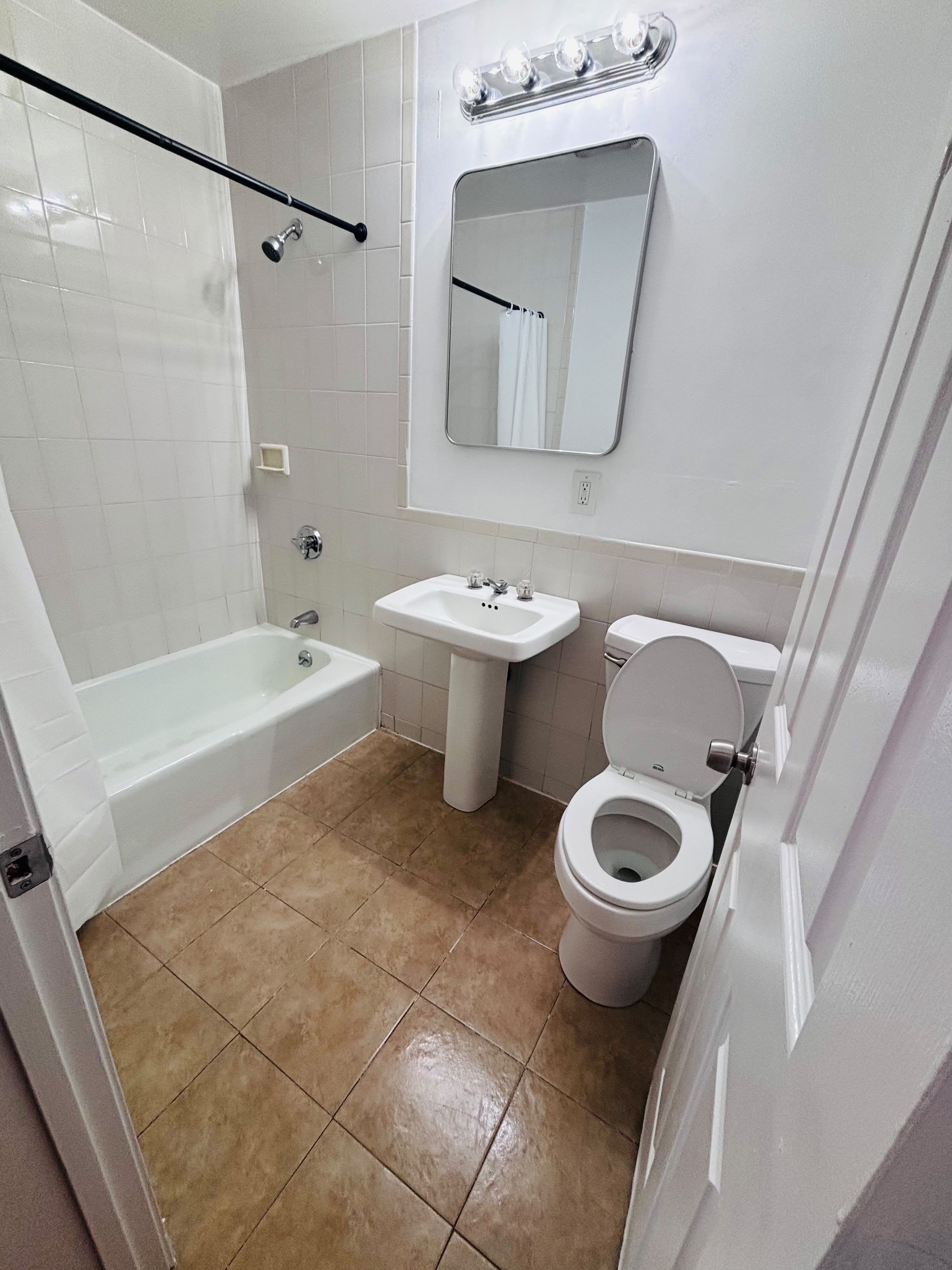 Photos of apartment on Pembroke St.,Chelsea MA 02150