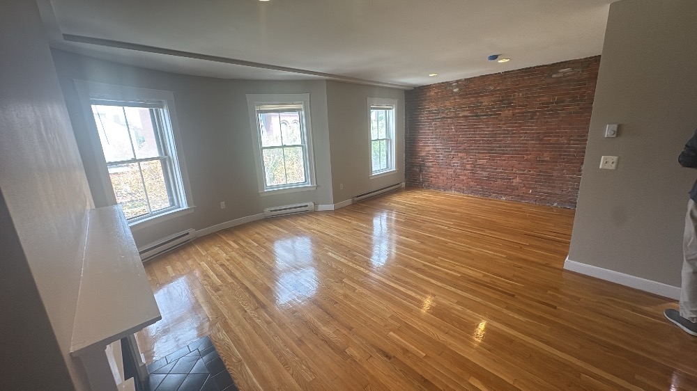 Photos of apartment on Washington St.,Boston MA 02118