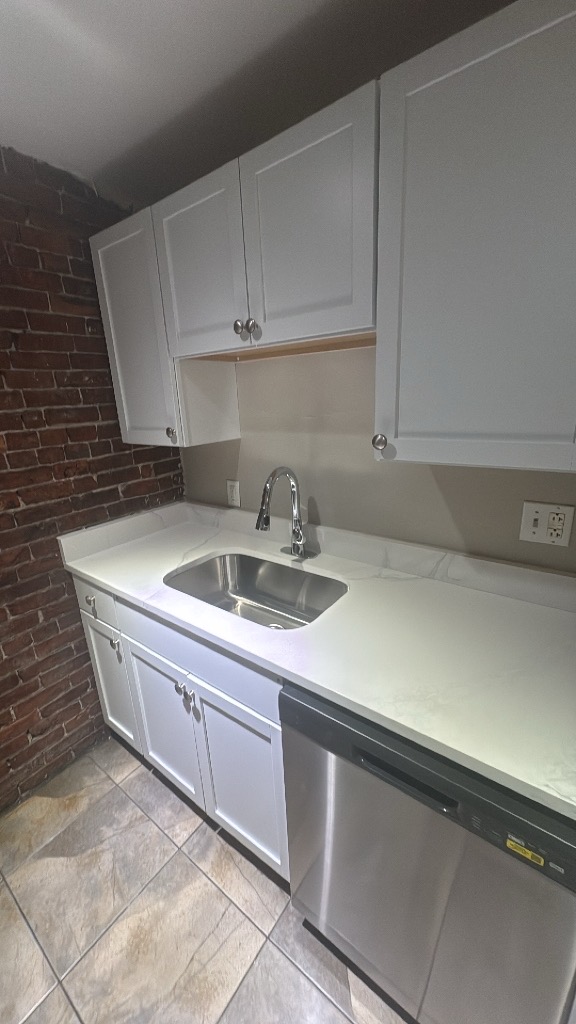 Photos of apartment on Washington St.,Boston MA 02118