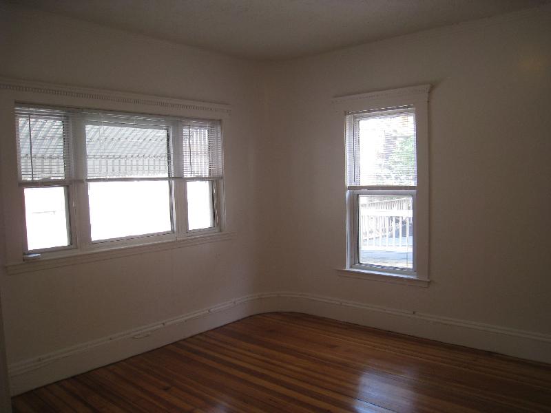 116 Harrishof St, Roxbury