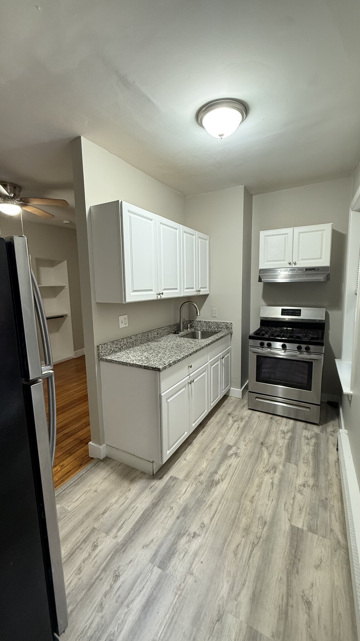 75 Division St., #1, Chelsea - ที่พักนักศึกษาในเคาน์ตี้ซัฟฟอล์ค - 1 Bed / 1 Bath