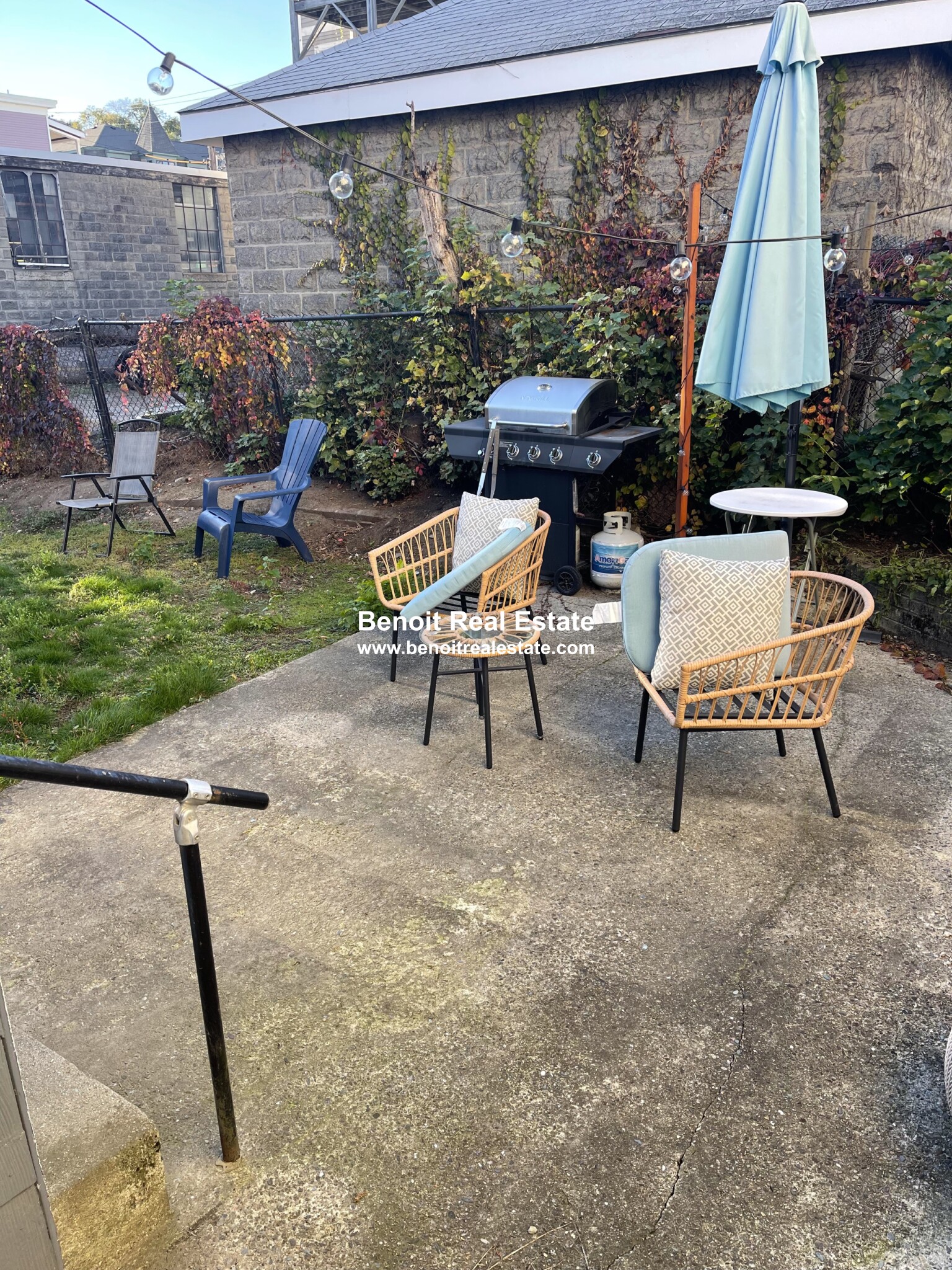 9 Newbury St, Davis Square