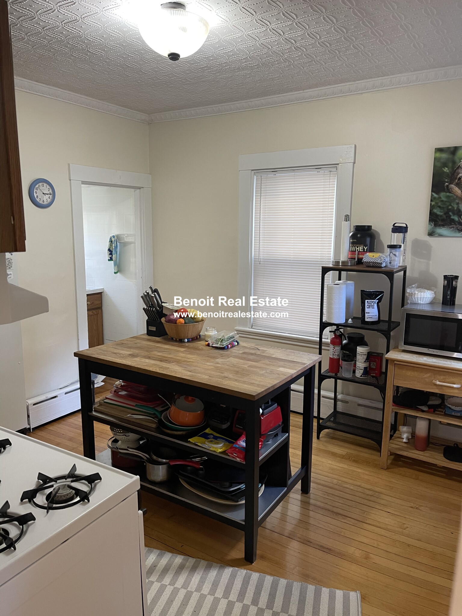 9 Newbury St, Davis Square