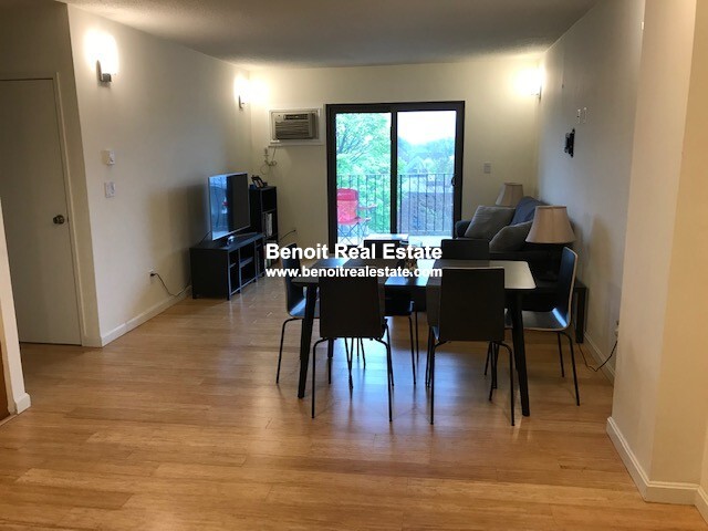 2353 Massachusetts Ave, Porter Square