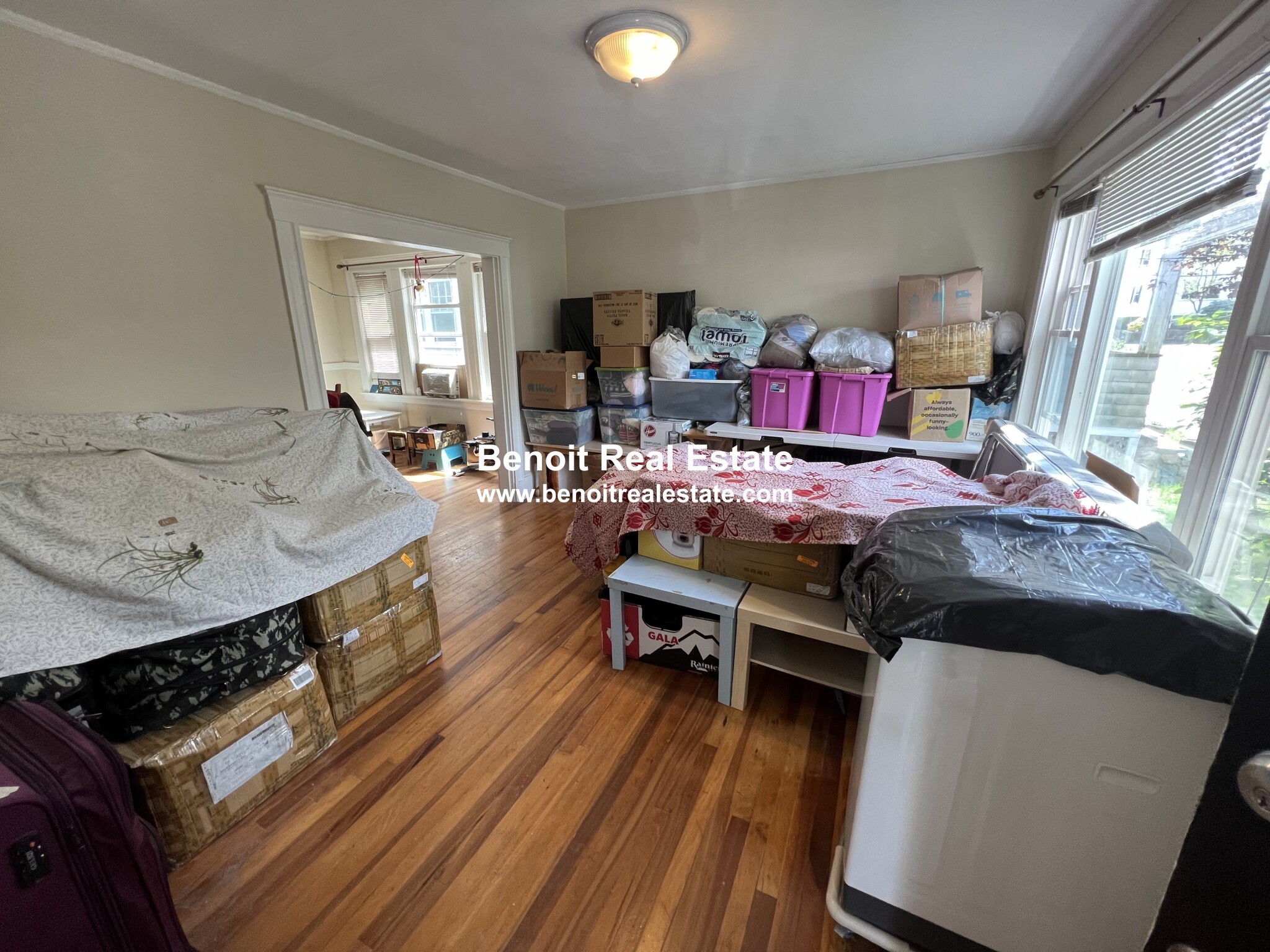 9 Colby St, Belmont Center