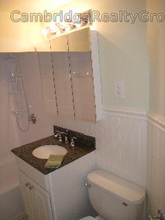 10 Evergreen Ave, Winter Hill