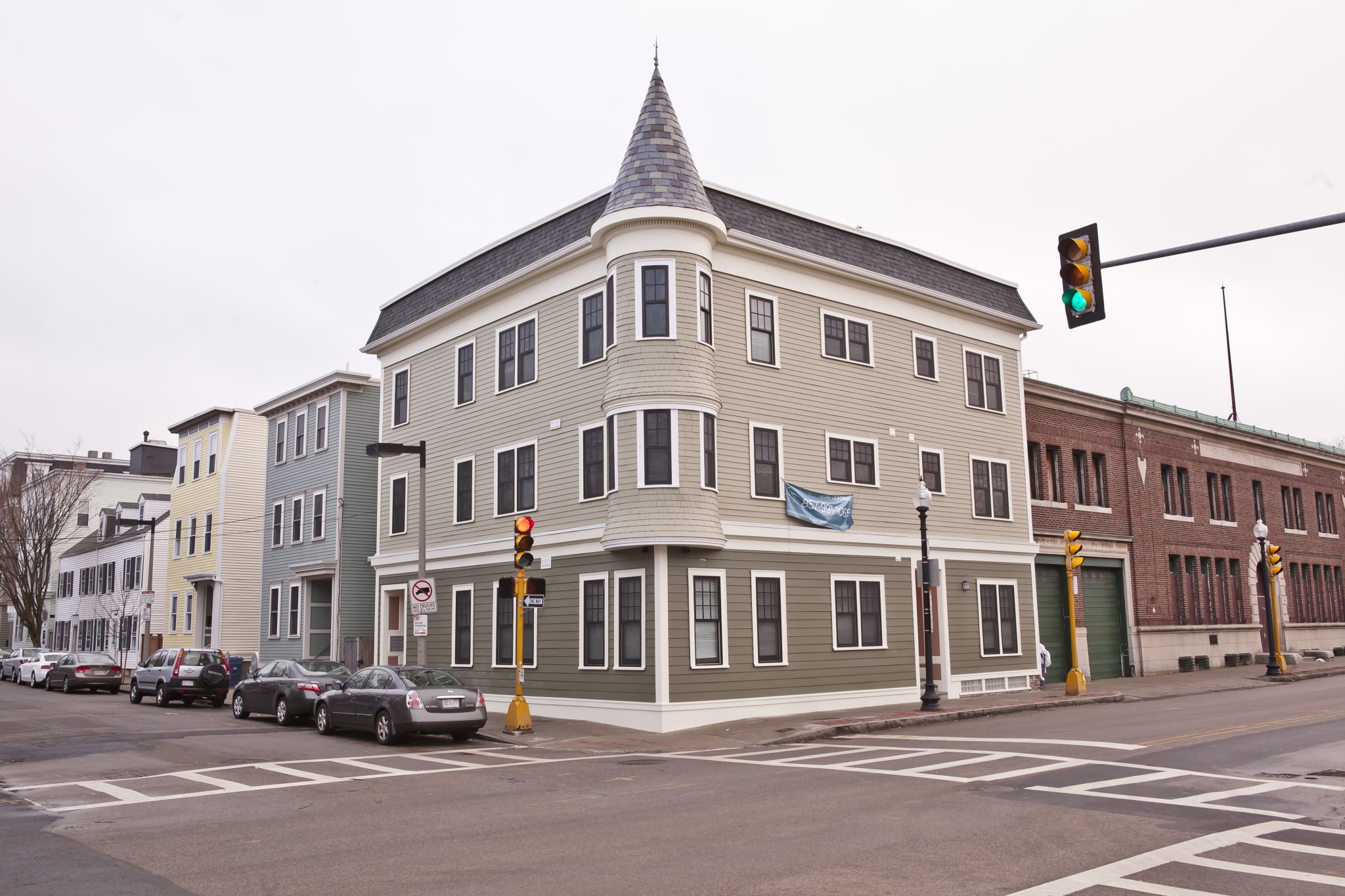 195 3rd St, South Boston