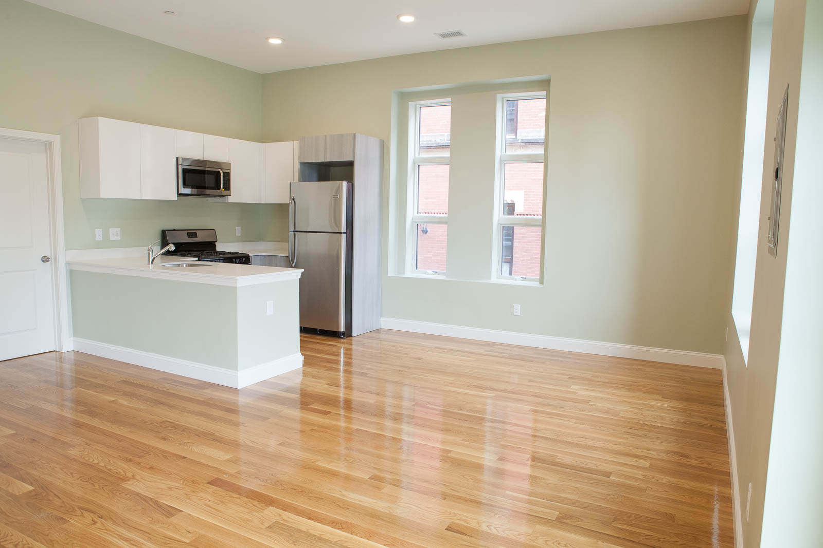 409 Dudley St, Roxbury