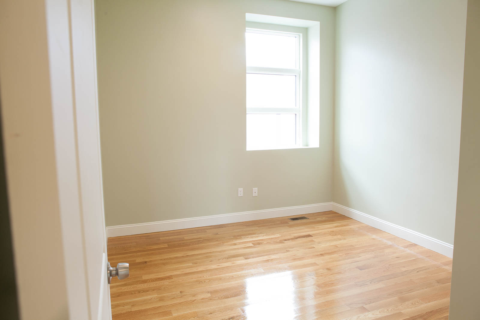 409 Dudley St, Roxbury