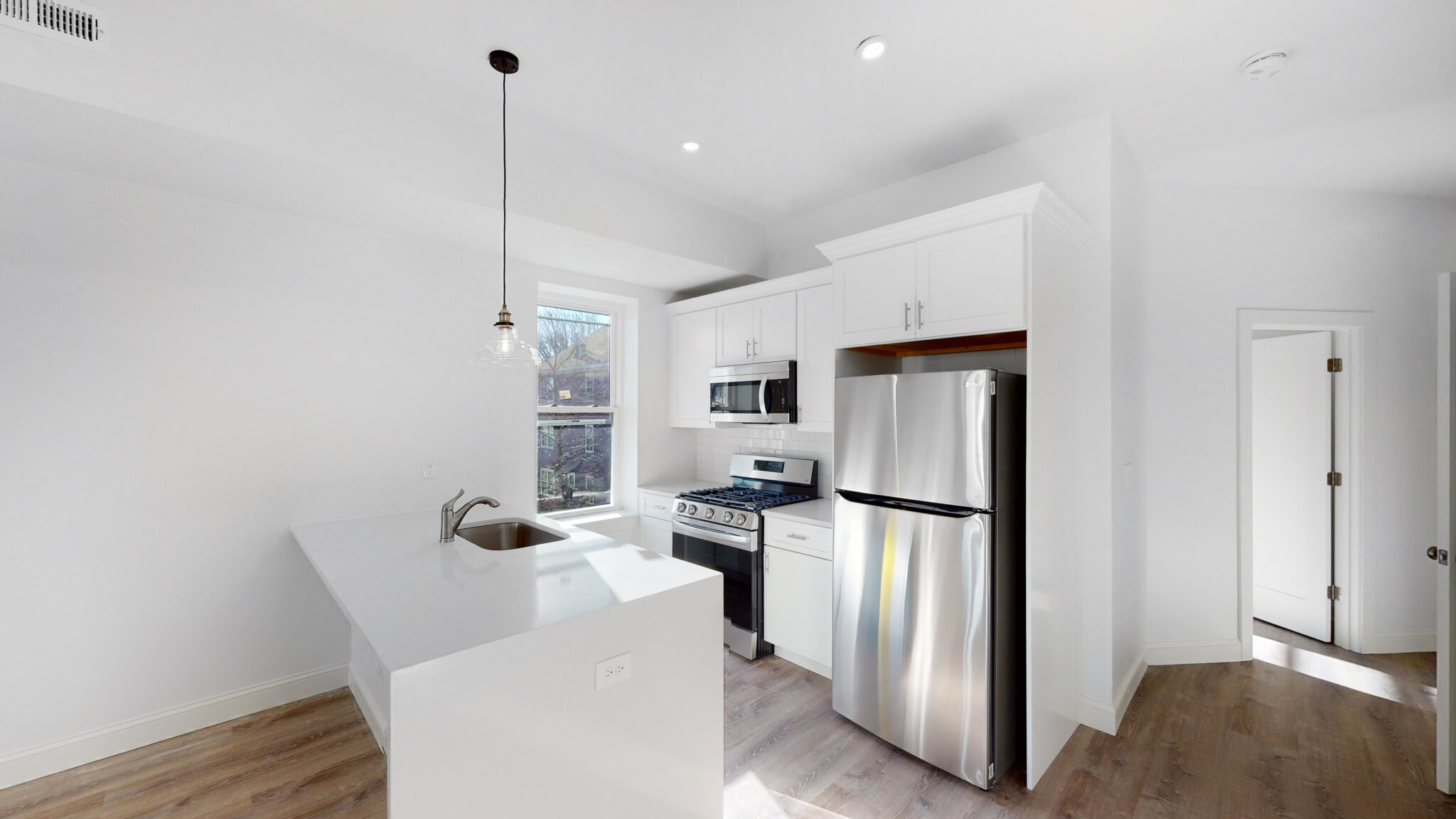 4 bed, 2 bath apartment for rent at 303 Dudley Unit 8, Roxbury — photo 3 of 14