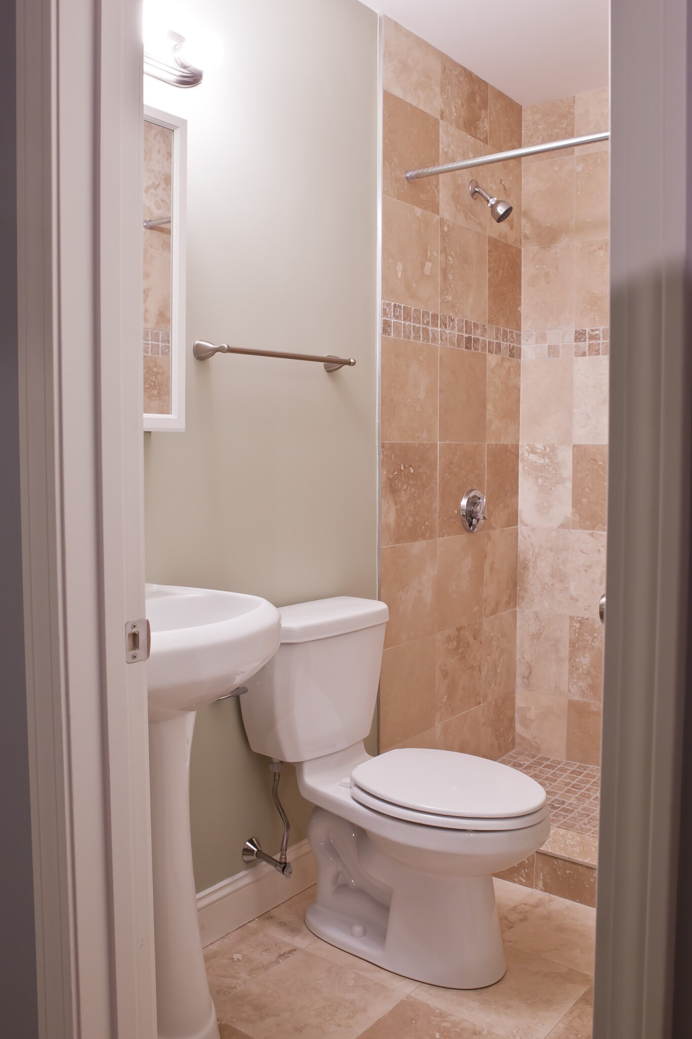 195 3rd St, South Boston