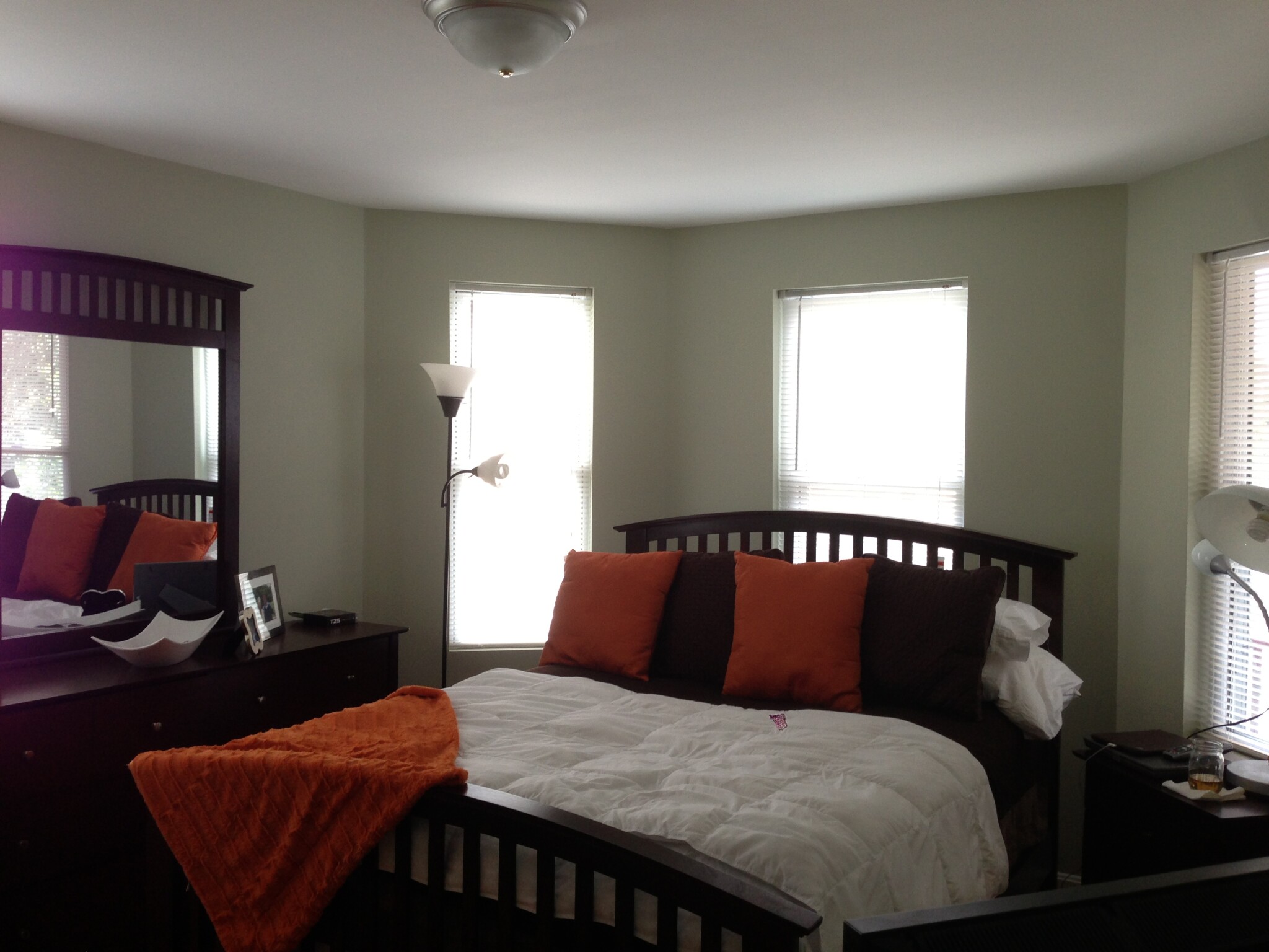 3977 Washington St, Roslindale