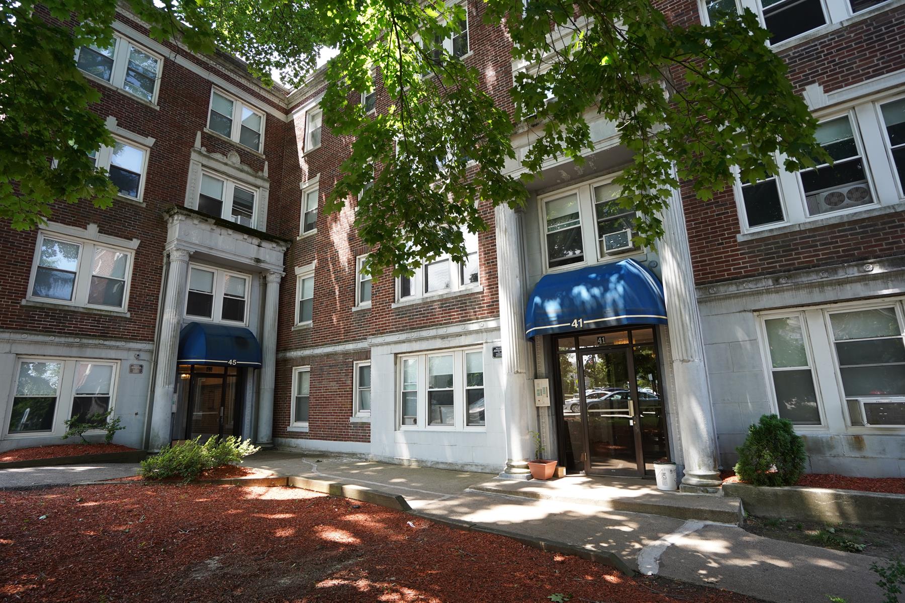 45 Chestnut Hill Ave, Brighton