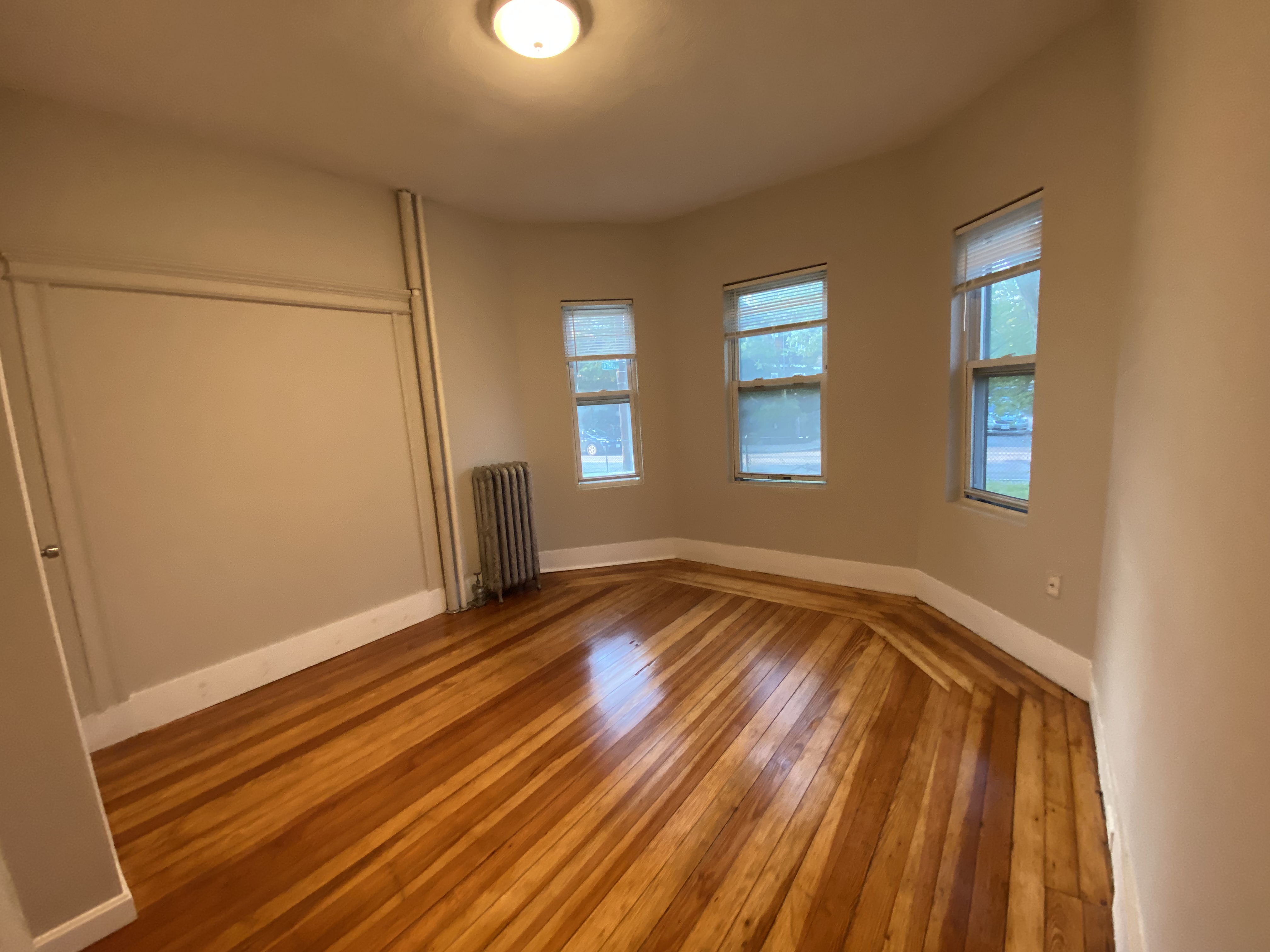 3 bed, 2 bath apartment for rent at 4 Athol St Unit 1, Allston — photo 5 of 8