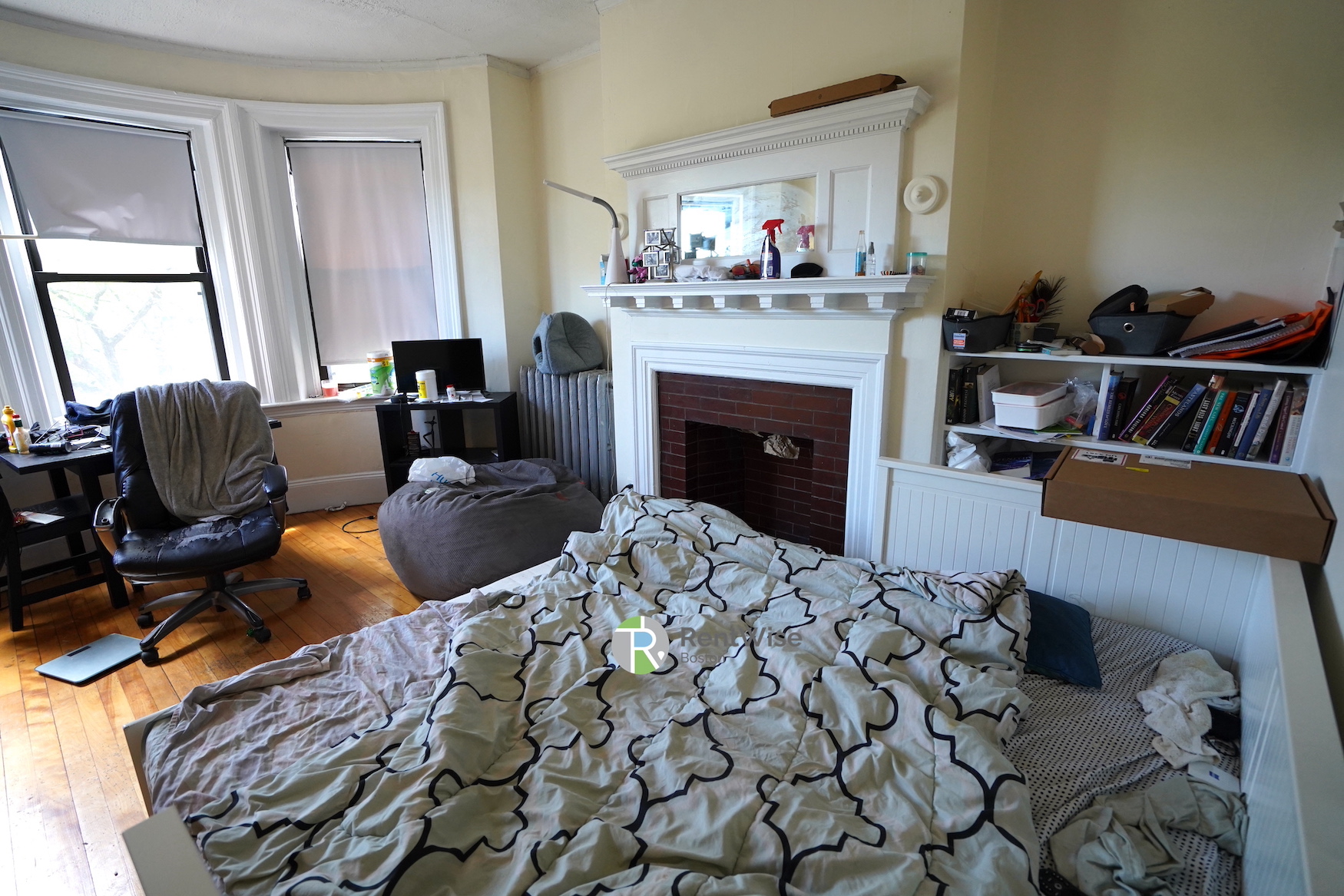 21 Brighton Ave. - 2,500USD / month