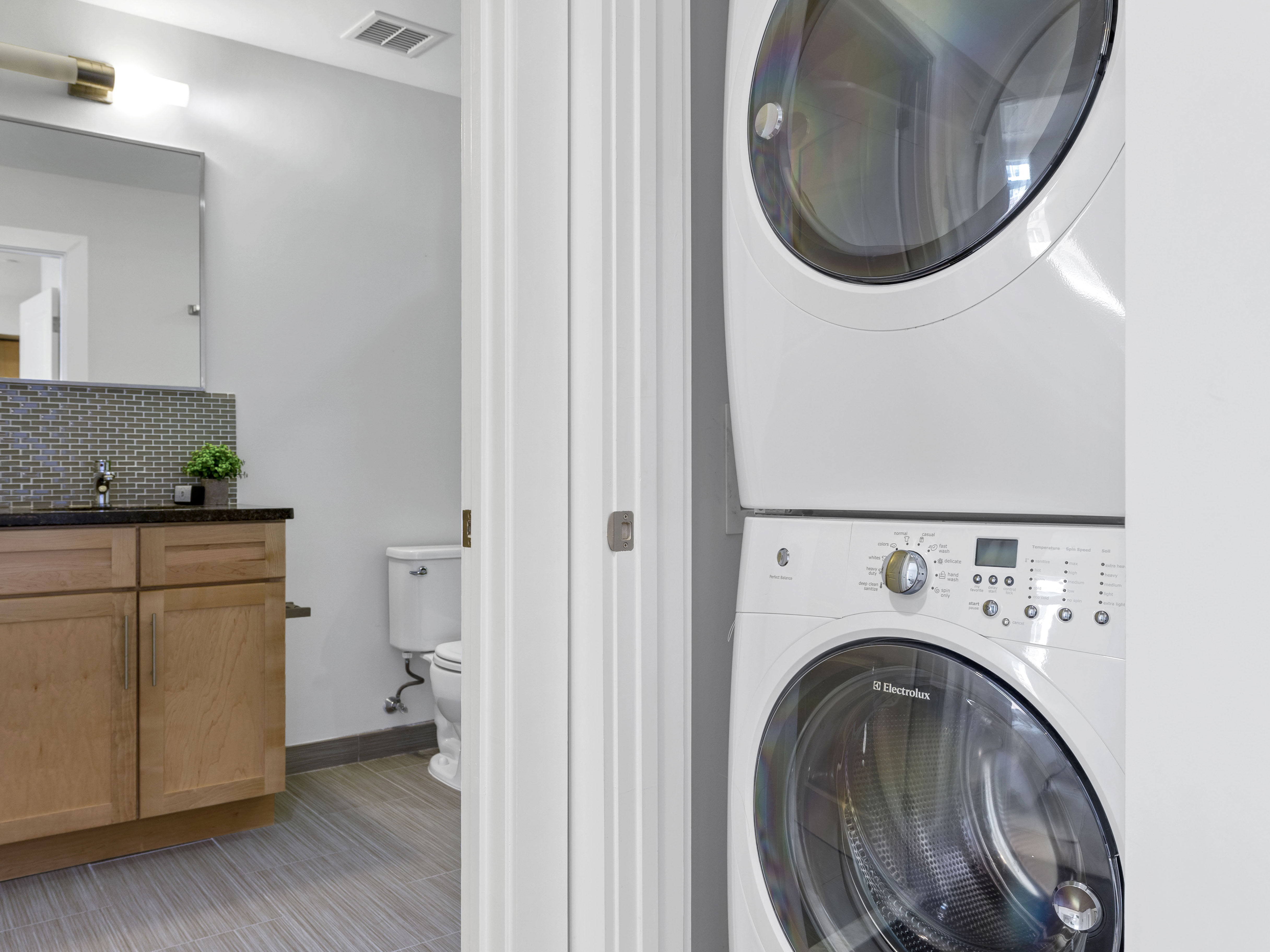 1501 Commonwealth Ave, Brighton