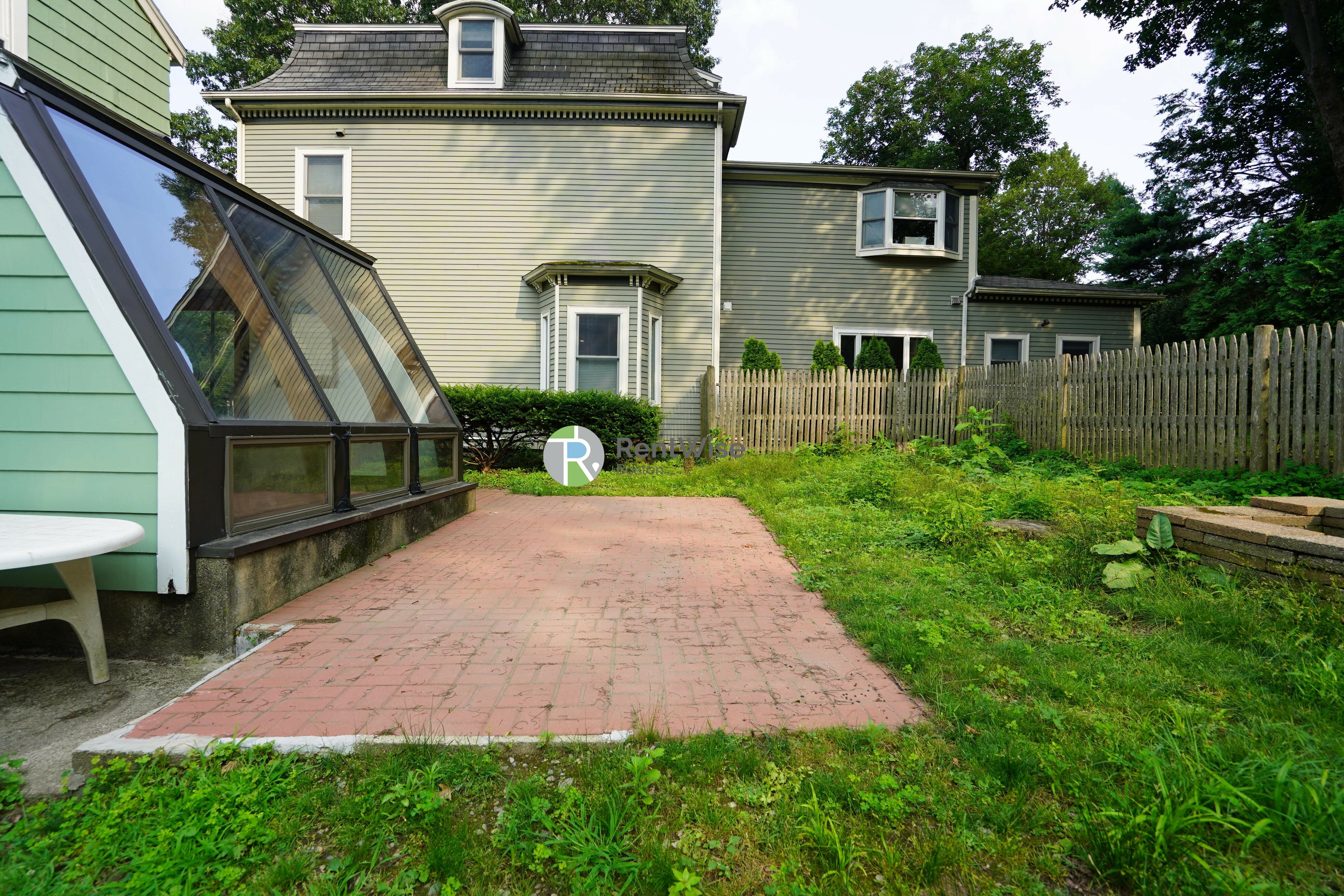 250 Tremont St, Chestnut Hill (Newton)