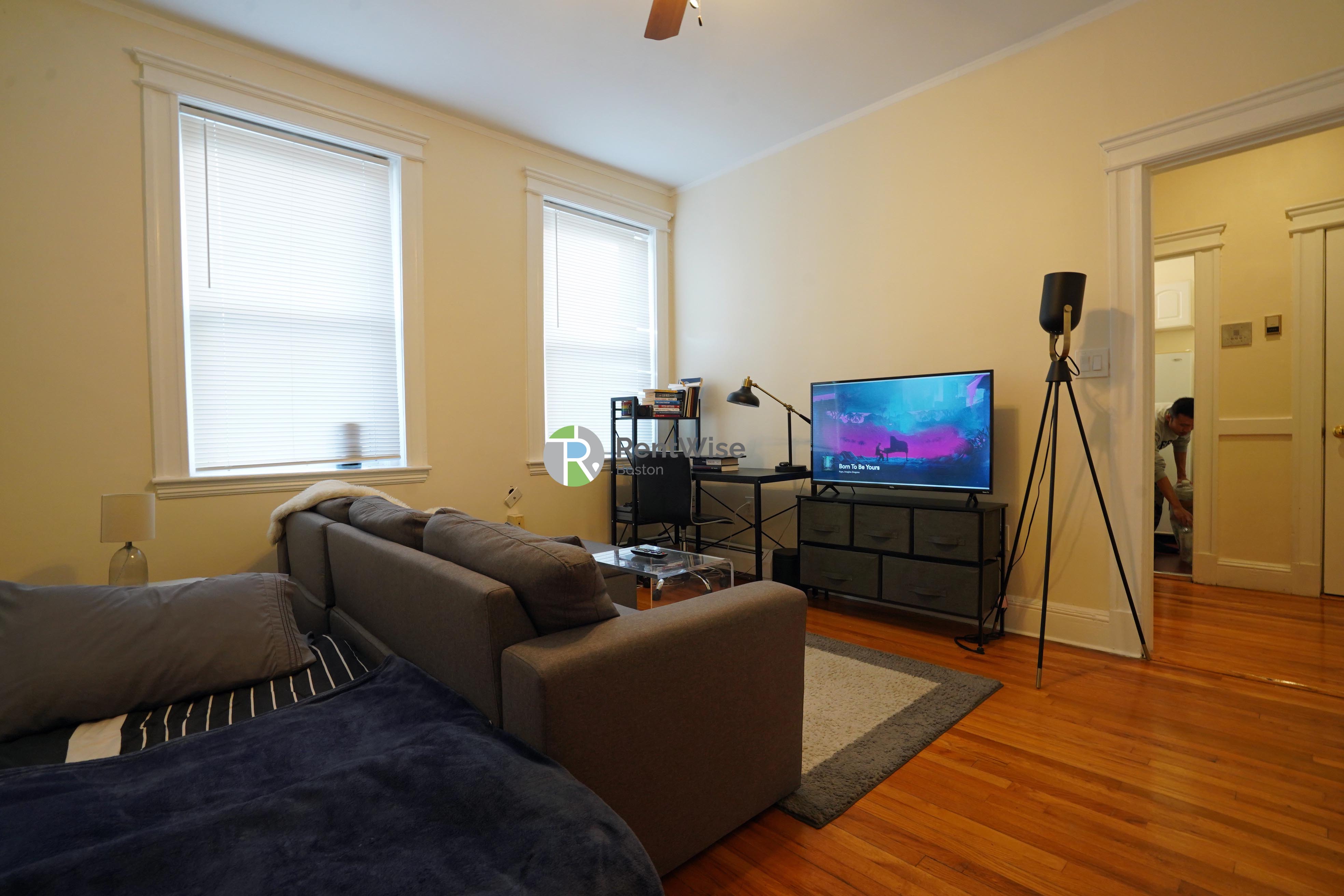 1846 Commonwealth Ave, Brighton