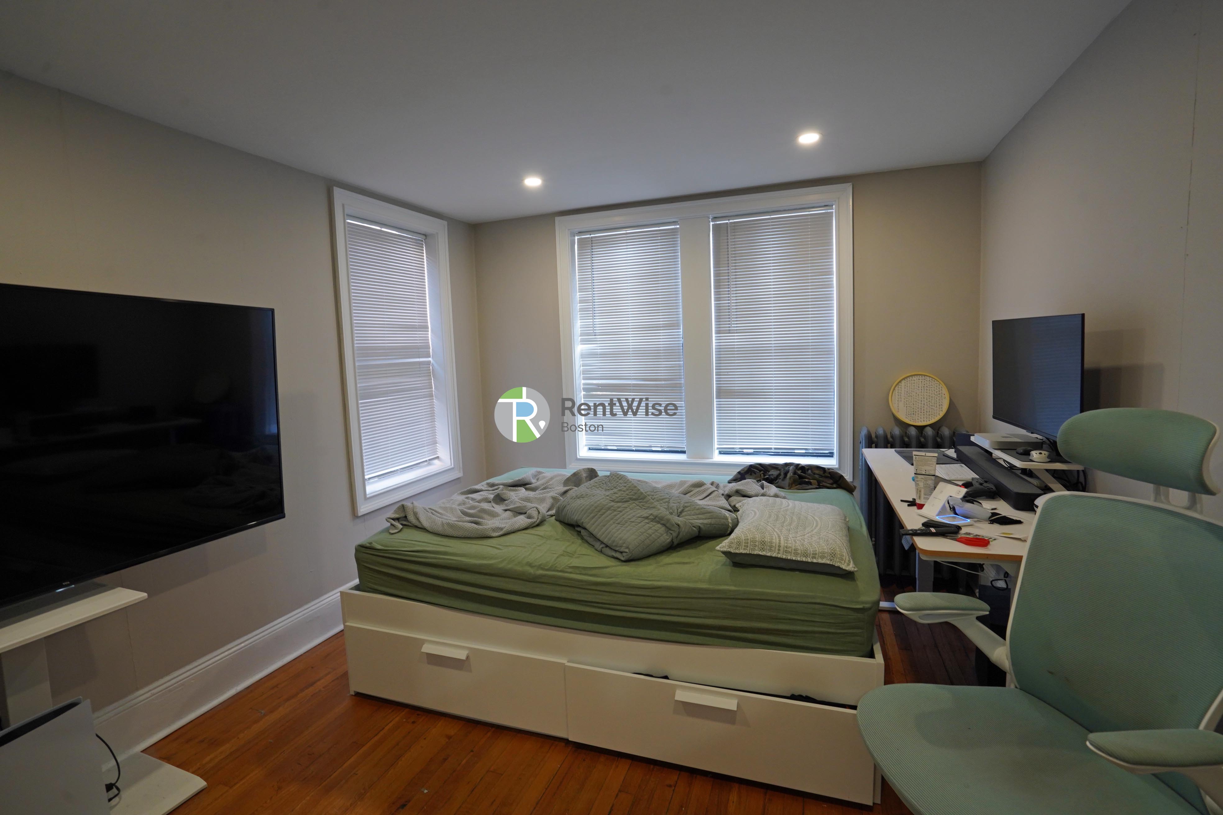 50 Park Vale Ave, Allston