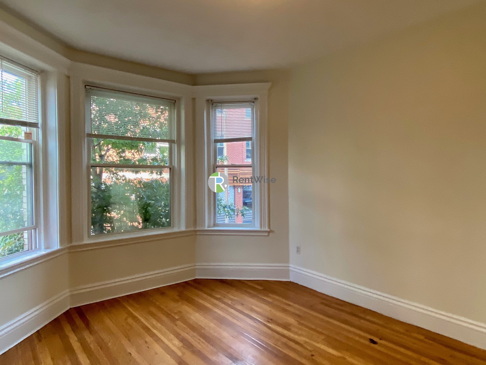 Photos of apartment on Commonwealth Ave.,Boston MA 02134