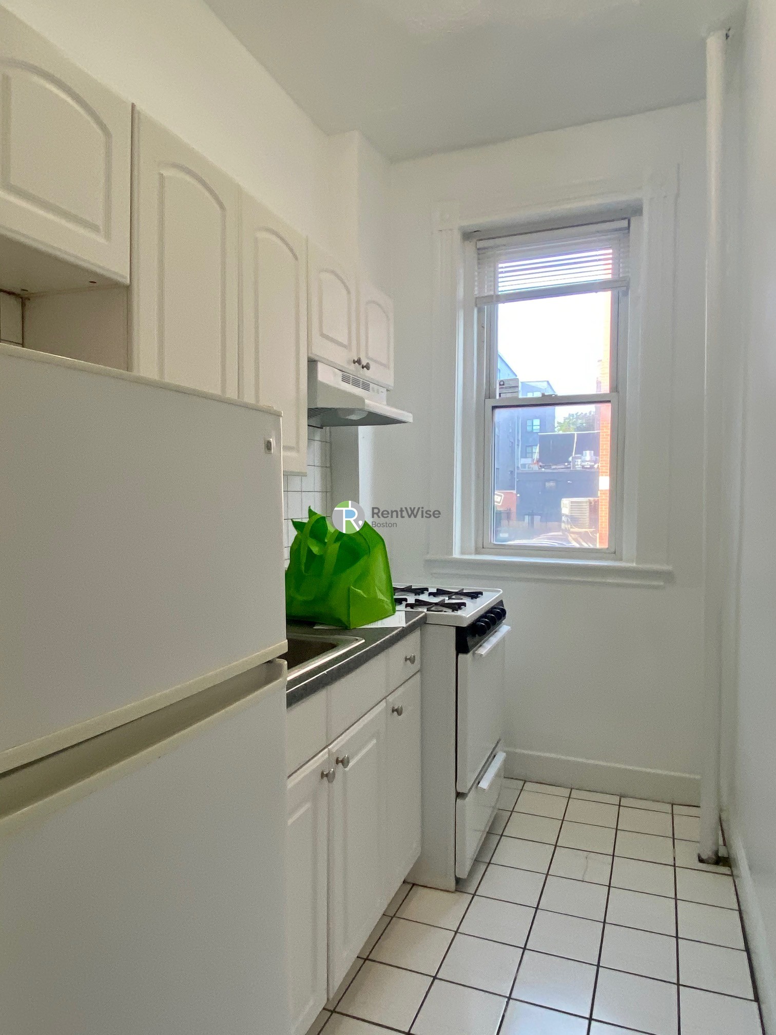 Photos of apartment on Commonwealth Ave.,Boston MA 02134