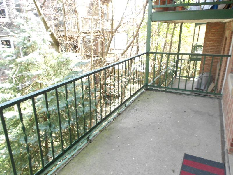 40 Quint Ave, Allston