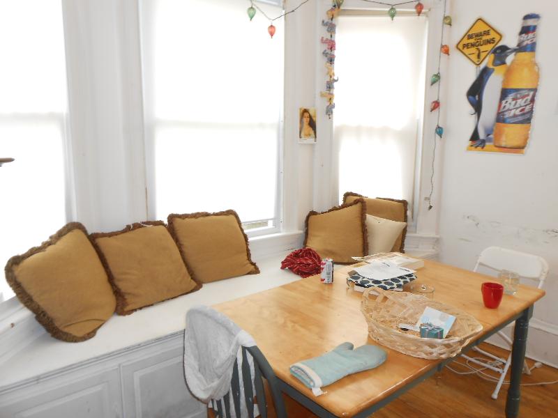 19 Braemore Rd Apt, Brighton