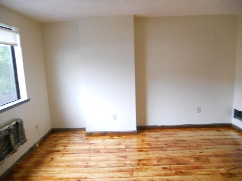 2 Islington Terr, Allston