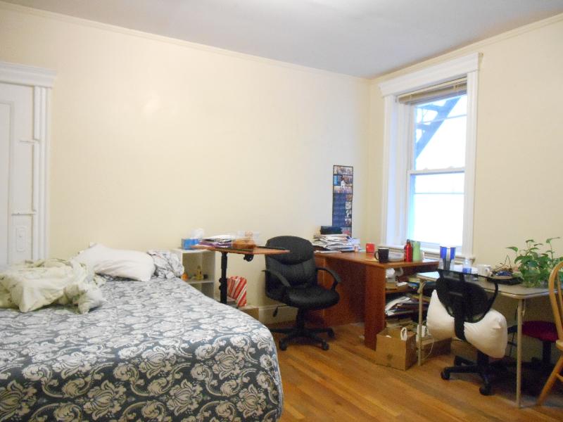 368 Riverway, Fenway