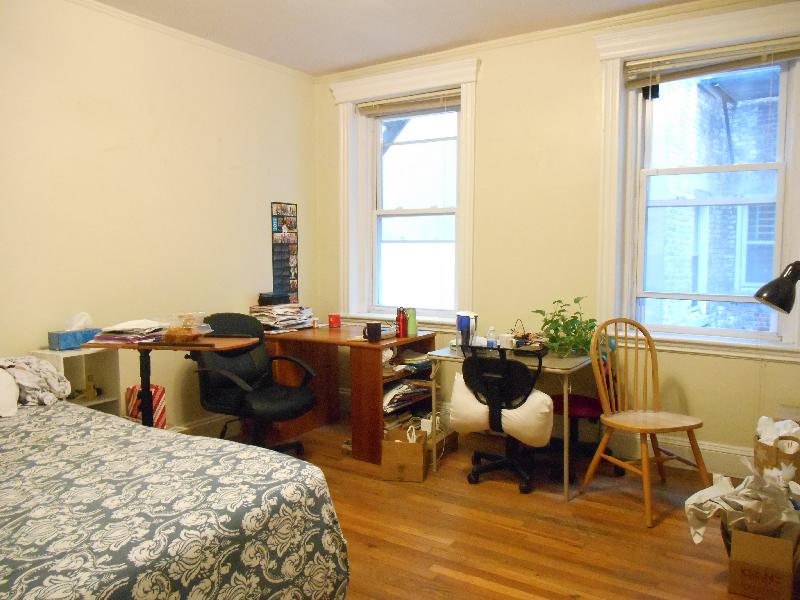 368 Riverway, Fenway