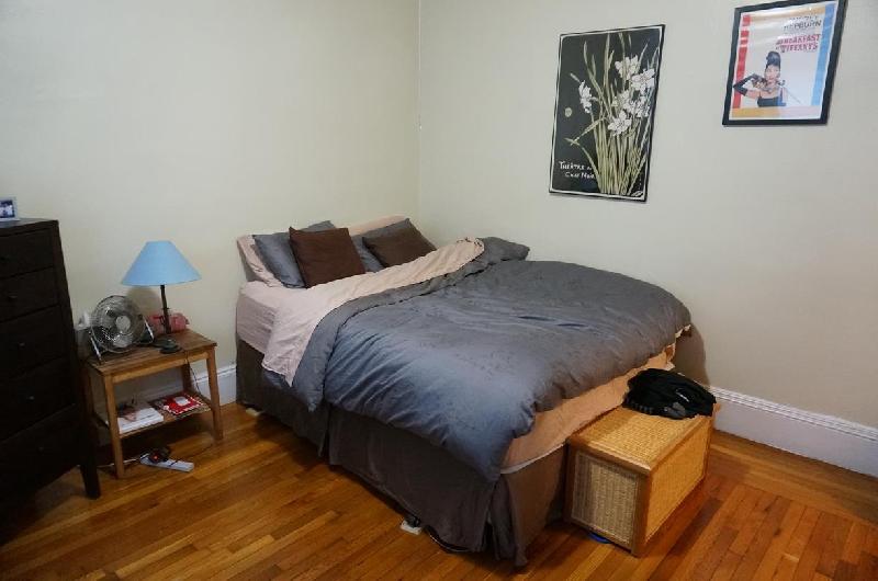 11 Royce Rd, Allston