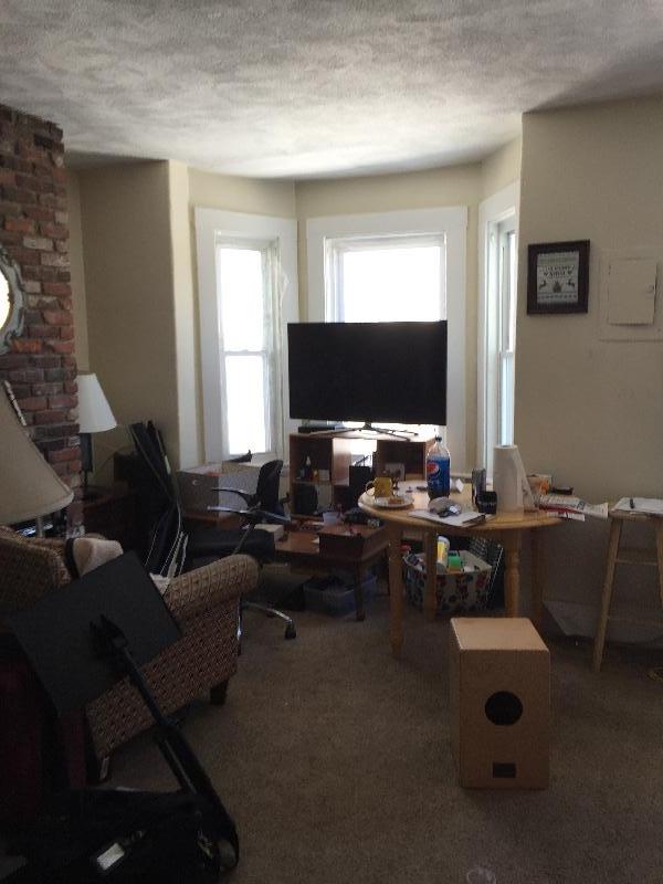 2 Islington Terr, Allston