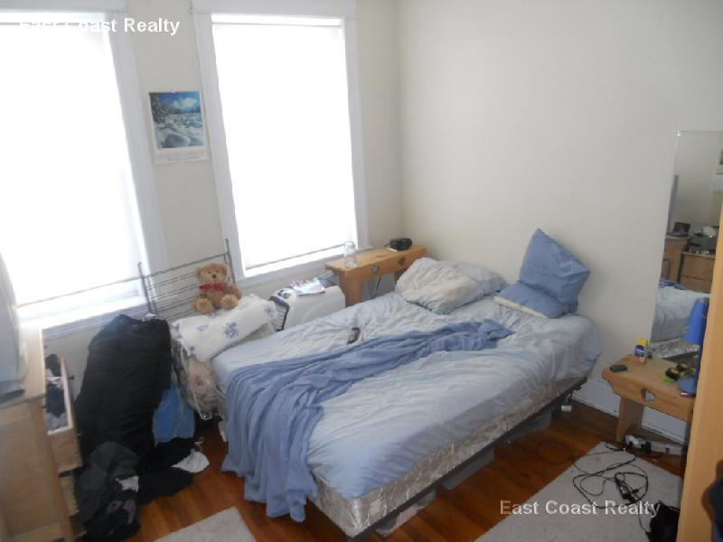 217 Kelton St, Brighton