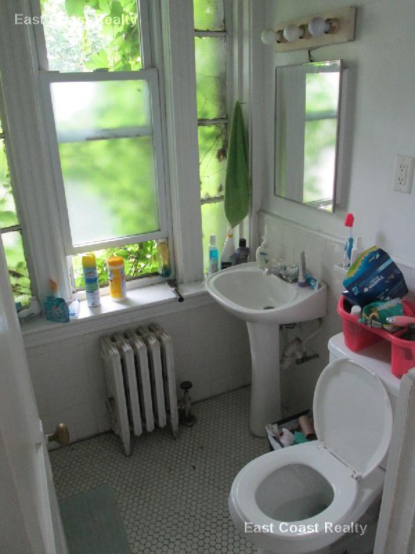 10 Allston St, Brighton