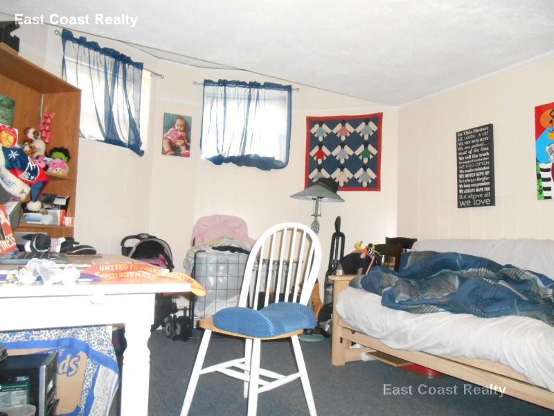 1681 Commonwealth, Brighton